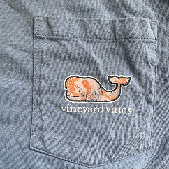 Vineyard Vines Lobster Toss Whale Fill Pocket Crew T-Shirt Size 16 Large - Picture 4 of 4